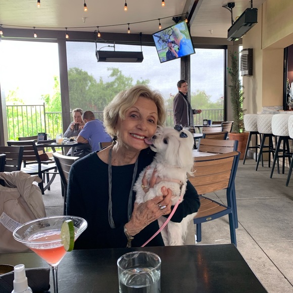 Meet your Posher, Adele - Picture 2 of 2